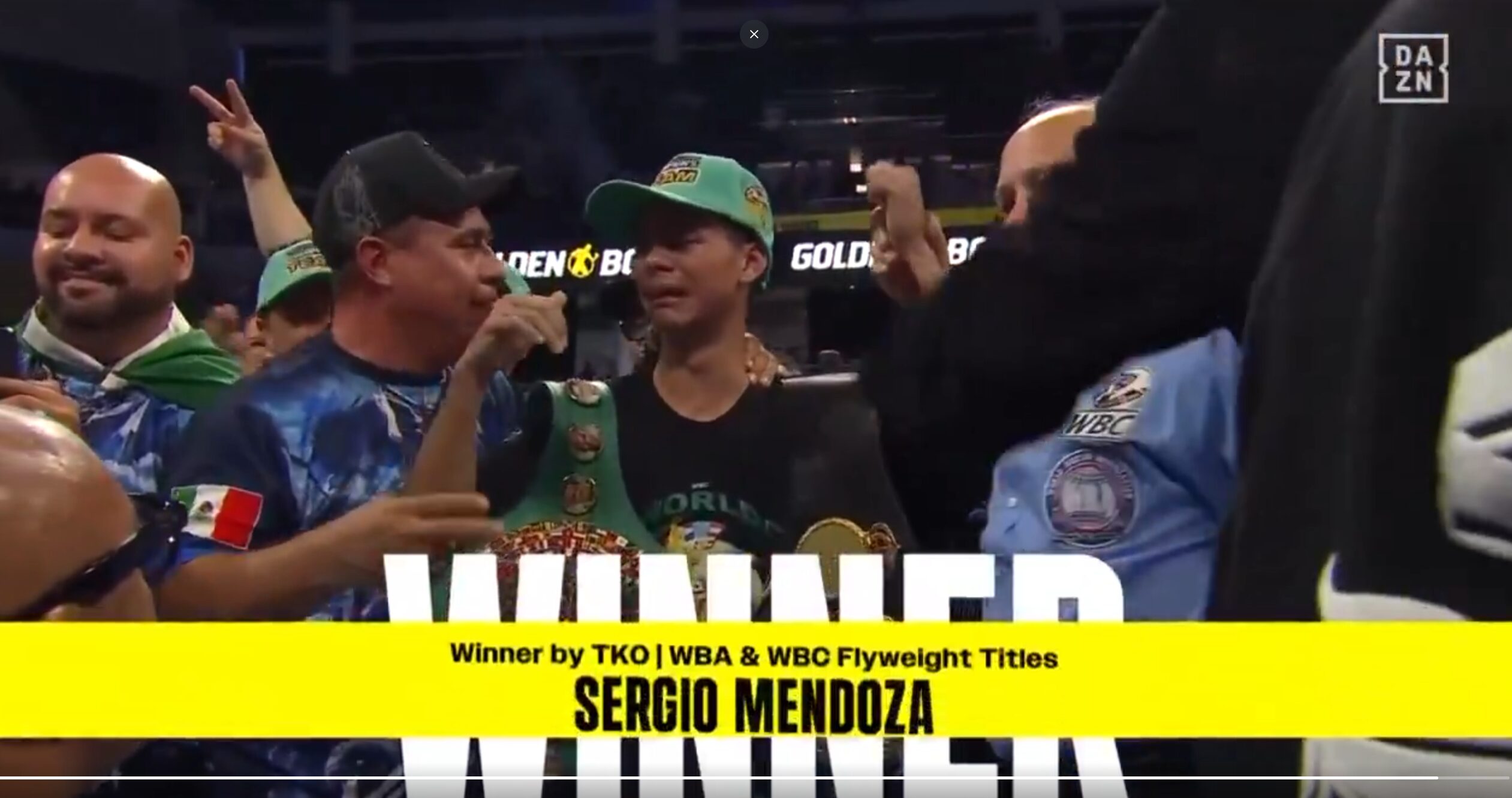 サンドバル戦でWBA・WBC世界フライ級王座を獲得したセルヒオ・メンドサ。DAZNの試合後映像